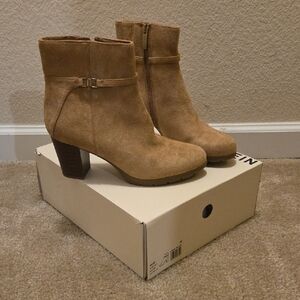 NWB Anne Klein Suede Heeled Boots